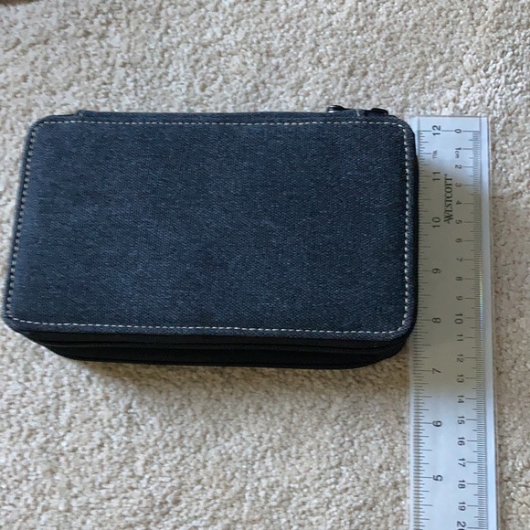 Brand new artists pencil case - Picture 6 of 7